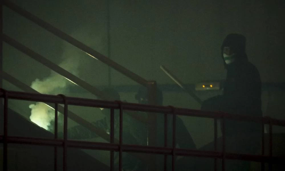 Συγκρούσεις μεταξύ οπαδών του ΠΑΟΚ και ΜΑΤ στην Θεσσαλονίκη (βίντεο)